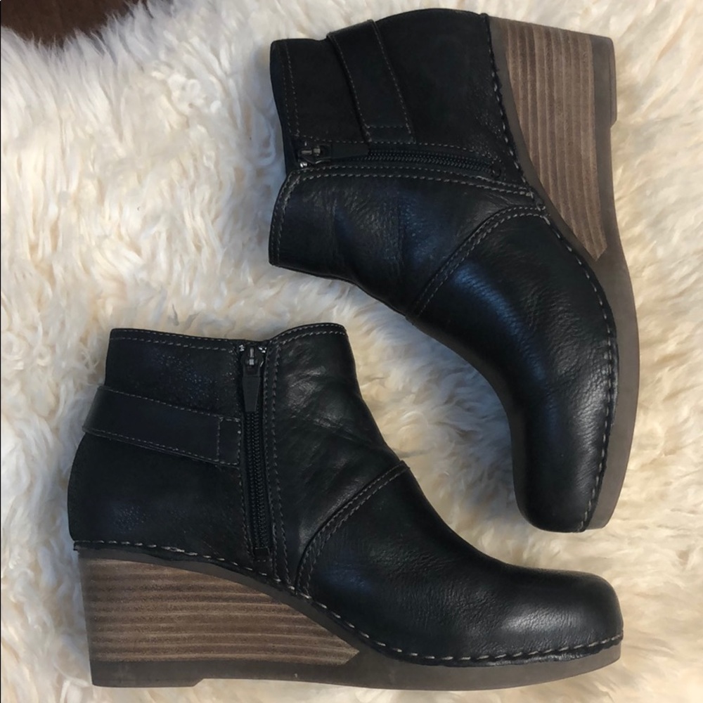 Dansko Shirley Black Ankle Boot